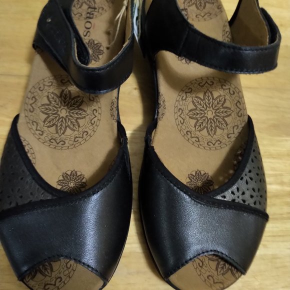 Taos Footwear Shoes - Taos Sandals for Women NWT, Black Leather